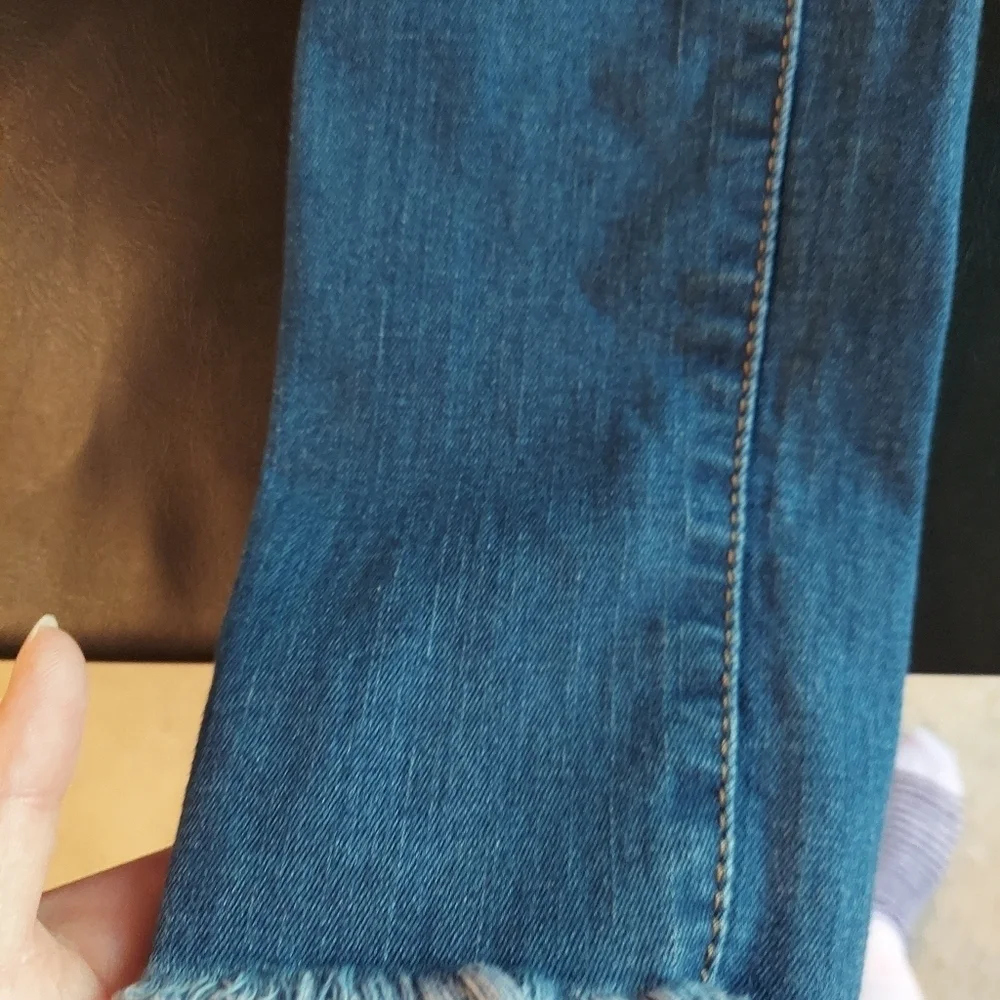 Junior Denim Ripped, Blue Republic Jeans Size 5 Juniors - Picture 3 of 16